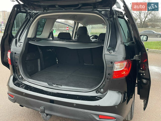 Черный Мазда 5, объемом двигателя 2 л и пробегом 210 тыс. км за 8100 $, фото 57 на Automoto.ua