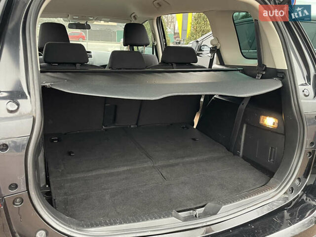 Черный Мазда 5, объемом двигателя 2 л и пробегом 210 тыс. км за 8100 $, фото 59 на Automoto.ua