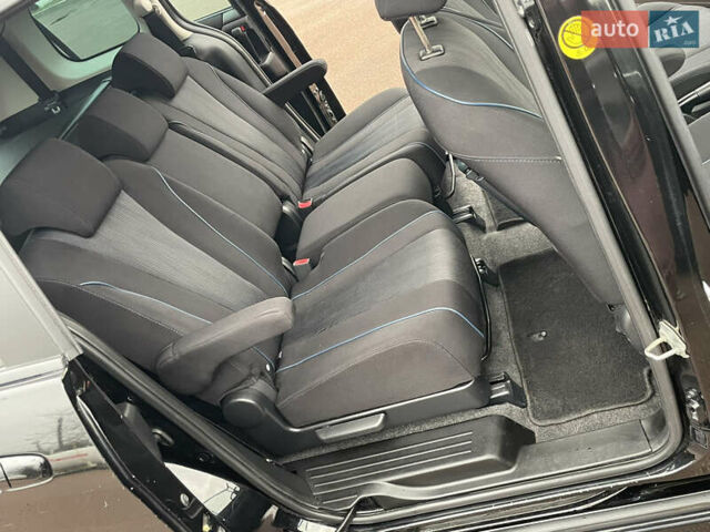 Черный Мазда 5, объемом двигателя 2 л и пробегом 210 тыс. км за 8100 $, фото 52 на Automoto.ua