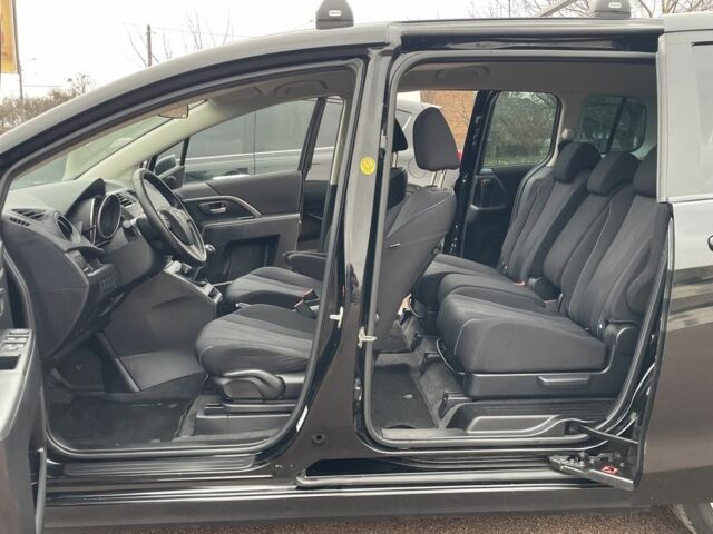 Чорний Мазда 5, об'ємом двигуна 2 л та пробігом 210 тис. км за 7950 $, фото 8 на Automoto.ua