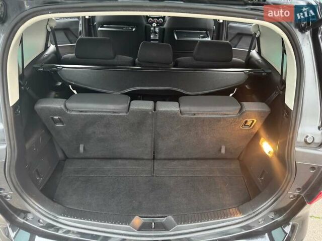 Черный Мазда 5, объемом двигателя 1.8 л и пробегом 171 тыс. км за 11000 $, фото 21 на Automoto.ua