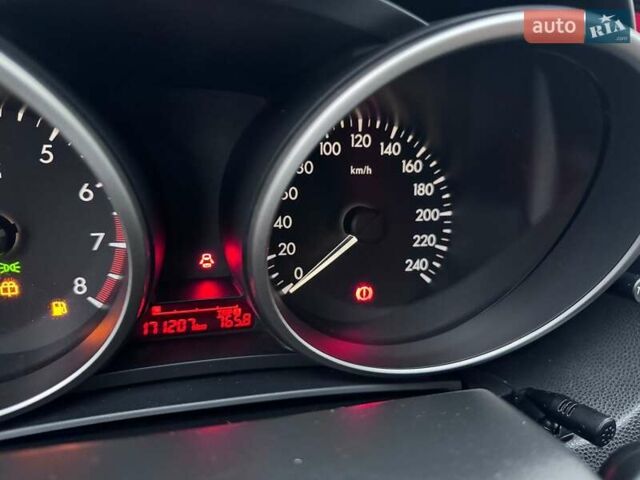 Черный Мазда 5, объемом двигателя 1.8 л и пробегом 171 тыс. км за 11000 $, фото 41 на Automoto.ua