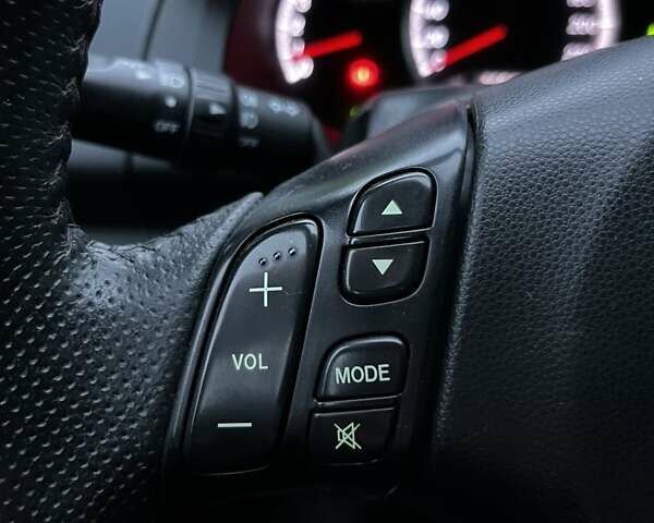 Фиолетовый Мазда 5, объемом двигателя 1.8 л и пробегом 250 тыс. км за 5700 $, фото 11 на Automoto.ua