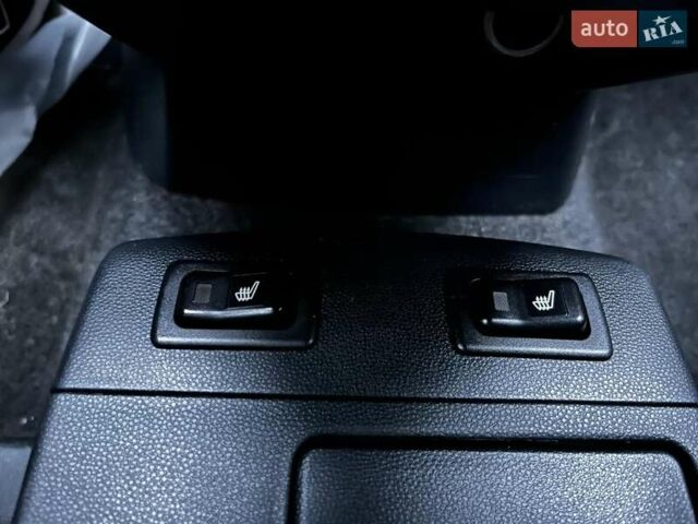 Фиолетовый Мазда 5, объемом двигателя 1.8 л и пробегом 250 тыс. км за 5700 $, фото 6 на Automoto.ua