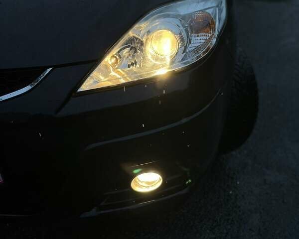 Фиолетовый Мазда 5, объемом двигателя 1.8 л и пробегом 250 тыс. км за 5700 $, фото 12 на Automoto.ua