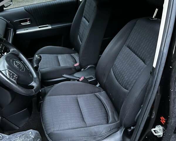 Фиолетовый Мазда 5, объемом двигателя 1.8 л и пробегом 250 тыс. км за 5700 $, фото 10 на Automoto.ua