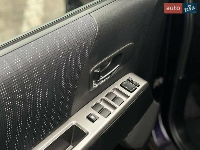 Фиолетовый Мазда 5, объемом двигателя 2 л и пробегом 195 тыс. км за 8400 $, фото 11 на Automoto.ua