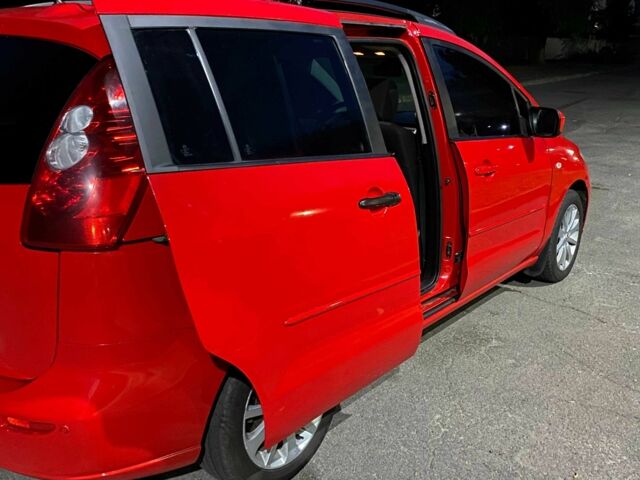 Красный Мазда 5, объемом двигателя 2 л и пробегом 320 тыс. км за 3900 $, фото 6 на Automoto.ua