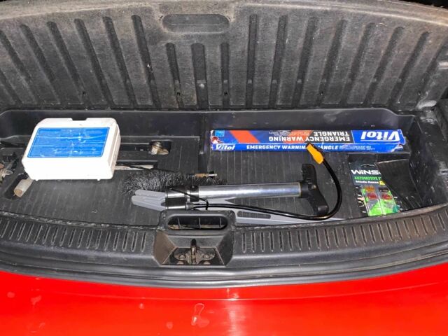 Красный Мазда 5, объемом двигателя 2 л и пробегом 320 тыс. км за 3900 $, фото 22 на Automoto.ua