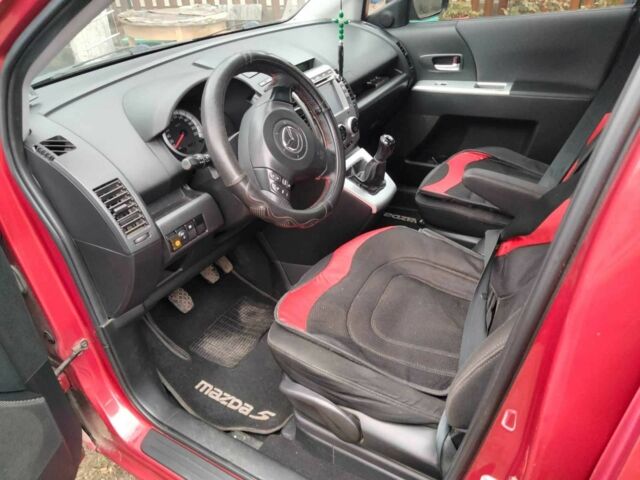Красный Мазда 5, объемом двигателя 2 л и пробегом 210 тыс. км за 6500 $, фото 9 на Automoto.ua