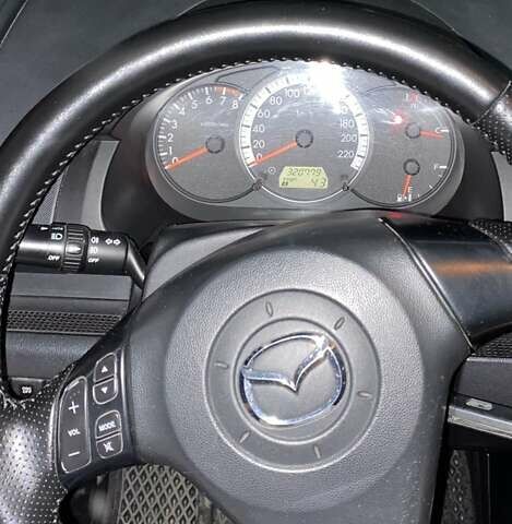 Красный Мазда 5, объемом двигателя 2 л и пробегом 320 тыс. км за 3900 $, фото 32 на Automoto.ua