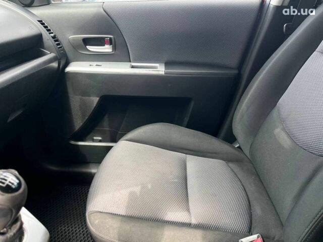 Червоний Мазда 5, об'ємом двигуна 2 л та пробігом 298 тис. км за 5290 $, фото 25 на Automoto.ua