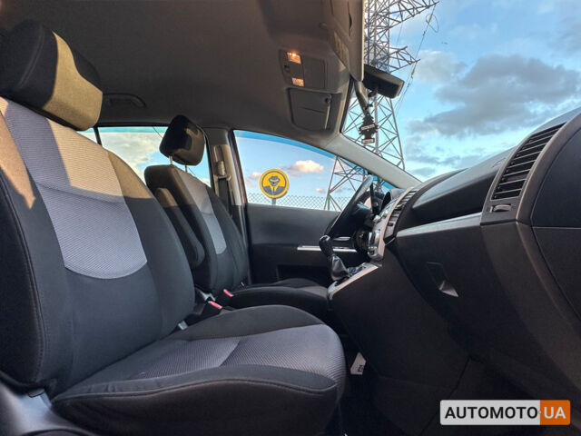 Красный Мазда 5, объемом двигателя 2 л и пробегом 287 тыс. км за 4999 $, фото 27 на Automoto.ua