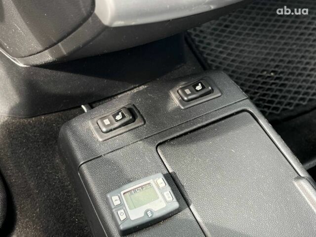 Червоний Мазда 5, об'ємом двигуна 2 л та пробігом 298 тис. км за 5290 $, фото 27 на Automoto.ua