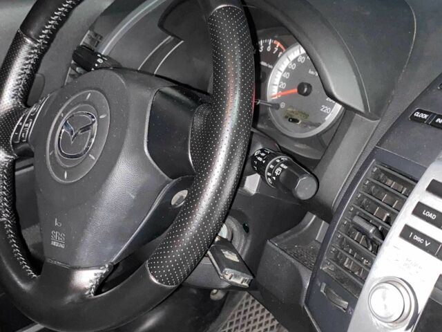 Красный Мазда 5, объемом двигателя 2 л и пробегом 320 тыс. км за 3900 $, фото 14 на Automoto.ua