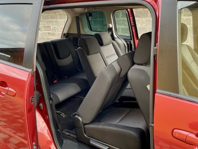 Красный Мазда 5, объемом двигателя 2 л и пробегом 290 тыс. км за 4300 $, фото 8 на Automoto.ua