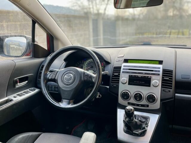 Красный Мазда 5, объемом двигателя 2 л и пробегом 290 тыс. км за 4300 $, фото 12 на Automoto.ua