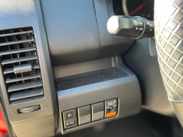 Червоний Мазда 5, об'ємом двигуна 2 л та пробігом 258 тис. км за 7800 $, фото 10 на Automoto.ua