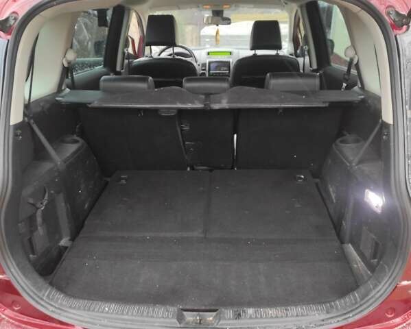 Красный Мазда 5, объемом двигателя 2 л и пробегом 220 тыс. км за 6800 $, фото 15 на Automoto.ua