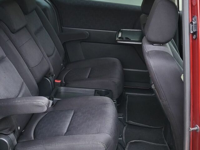 Красный Мазда 5, объемом двигателя 2 л и пробегом 214 тыс. км за 5800 $, фото 6 на Automoto.ua