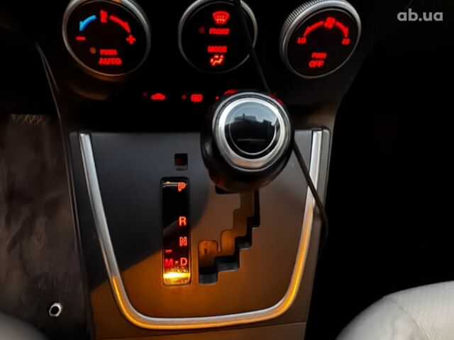 Красный Мазда 5, объемом двигателя 2.5 л и пробегом 193 тыс. км за 9490 $, фото 30 на Automoto.ua