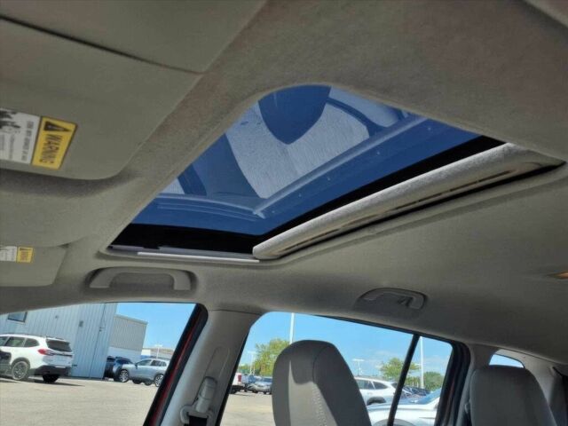 Красный Мазда 5, объемом двигателя 2.5 л и пробегом 80 тыс. км за 3825 $, фото 9 на Automoto.ua