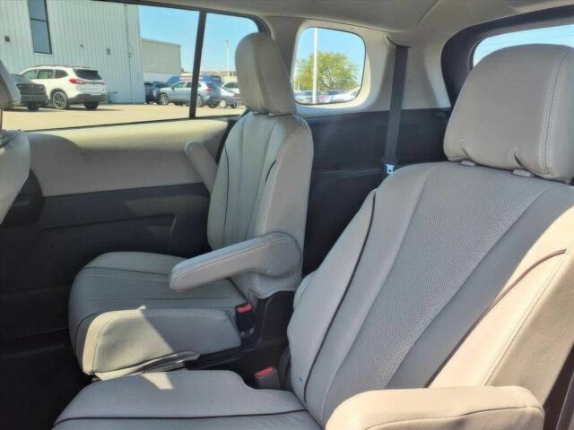 Красный Мазда 5, объемом двигателя 2.5 л и пробегом 80 тыс. км за 3825 $, фото 11 на Automoto.ua