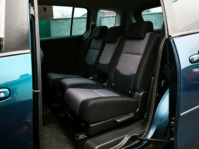Мазда 5, объемом двигателя 2 л и пробегом 187 тыс. км за 4999 $, фото 7 на Automoto.ua