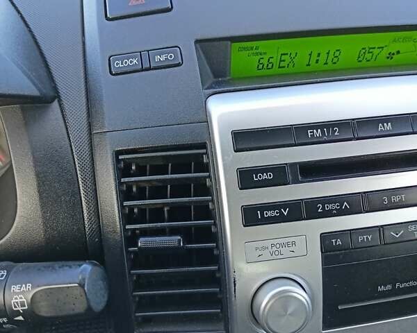Мазда 5, объемом двигателя 2 л и пробегом 271 тыс. км за 4800 $, фото 7 на Automoto.ua
