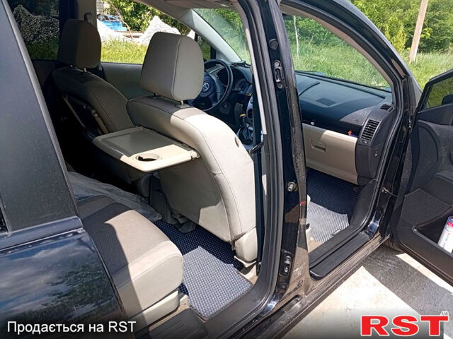 Мазда 5, об'ємом двигуна 1.8 л та пробігом 264 тис. км за 5500 $, фото 6 на Automoto.ua