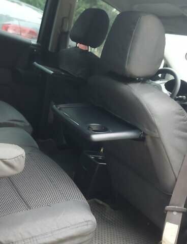 Мазда 5, объемом двигателя 2 л и пробегом 252 тыс. км за 3700 $, фото 6 на Automoto.ua