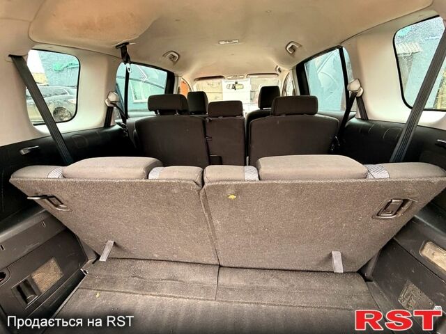 Мазда 5, объемом двигателя 2 л и пробегом 300 тыс. км за 2700 $, фото 11 на Automoto.ua