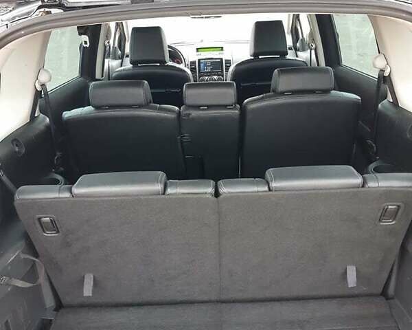 Мазда 5, объемом двигателя 2 л и пробегом 227 тыс. км за 6100 $, фото 7 на Automoto.ua