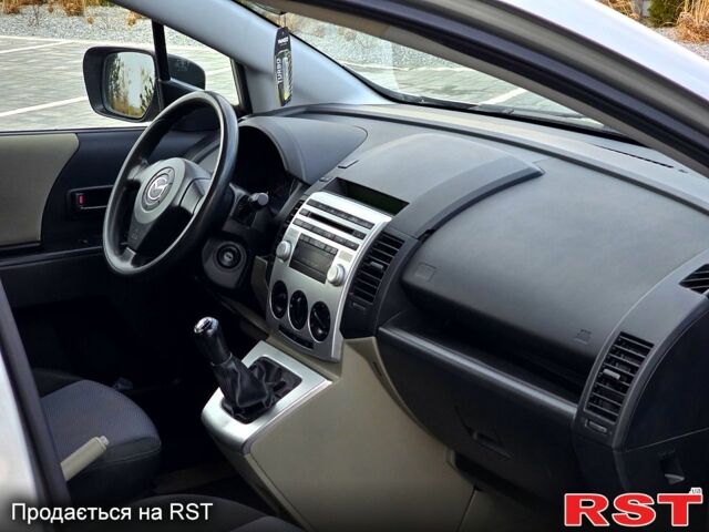 Мазда 5, объемом двигателя 20 л и пробегом 216 тыс. км за 5900 $, фото 9 на Automoto.ua