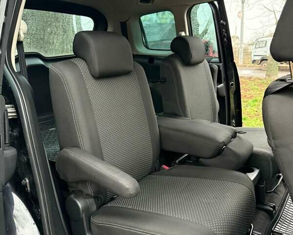 Мазда 5, объемом двигателя 2 л и пробегом 214 тыс. км за 7500 $, фото 21 на Automoto.ua