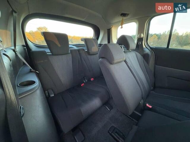 Мазда 5, об'ємом двигуна 1.6 л та пробігом 205 тис. км за 9000 $, фото 6 на Automoto.ua