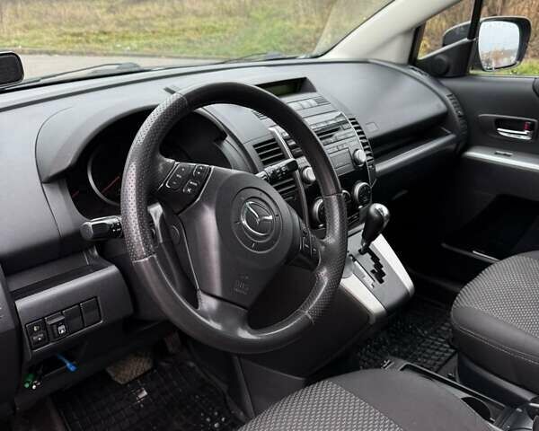 Мазда 5, объемом двигателя 2 л и пробегом 214 тыс. км за 7500 $, фото 13 на Automoto.ua