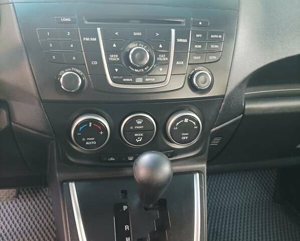 Мазда 5, объемом двигателя 2.5 л и пробегом 130 тыс. км за 7999 $, фото 1 на Automoto.ua