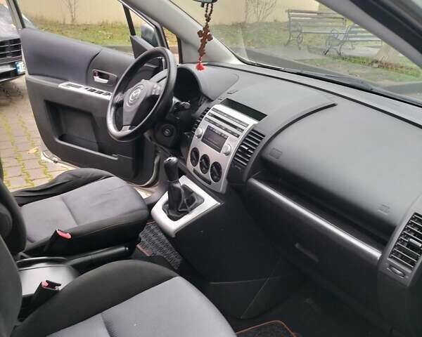 Сірий Мазда 5, об'ємом двигуна 2 л та пробігом 295 тис. км за 4000 $, фото 13 на Automoto.ua