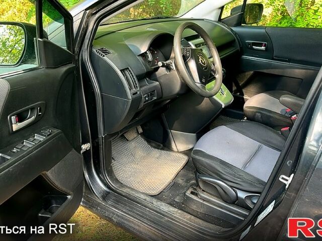 Сірий Мазда 5, об'ємом двигуна 2.3 л та пробігом 350 тис. км за 2300 $, фото 1 на Automoto.ua