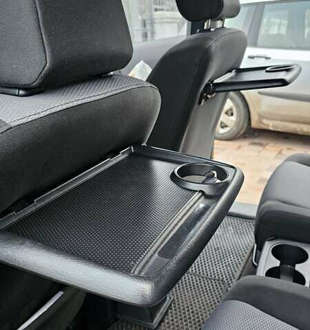 Серый Мазда 5, объемом двигателя 2 л и пробегом 335 тыс. км за 5200 $, фото 23 на Automoto.ua