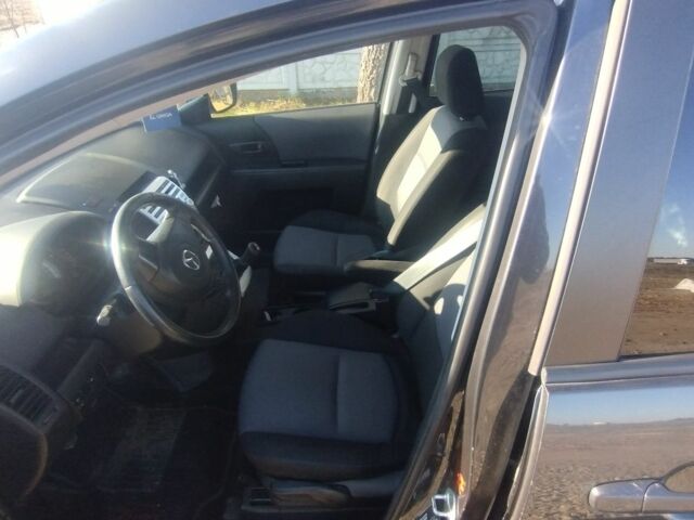 Мазда 5 2005 в Ровно на Automoto.ua Серый Мазда 5, объемом двигателя 1 л и пробегом 207 тыс. км за 2000 $, фото 1 на Automoto.ua