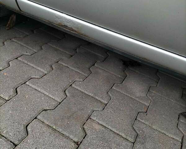 Сірий Мазда 5, об'ємом двигуна 2 л та пробігом 295 тис. км за 4000 $, фото 11 на Automoto.ua