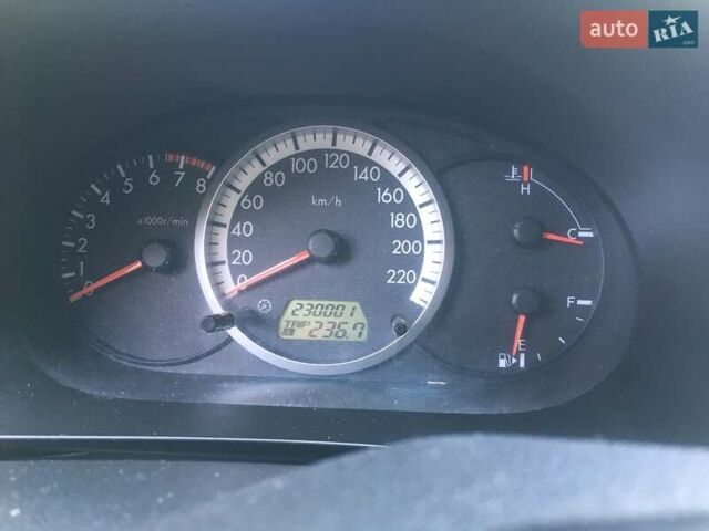 Серый Мазда 5, объемом двигателя 2 л и пробегом 235 тыс. км за 5100 $, фото 4 на Automoto.ua