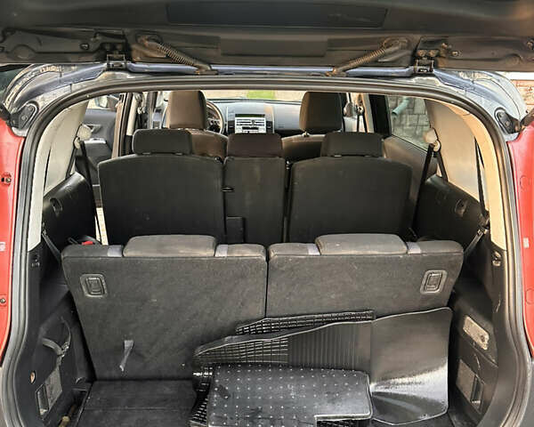 Сірий Мазда 5, об'ємом двигуна 2 л та пробігом 293 тис. км за 4100 $, фото 10 на Automoto.ua