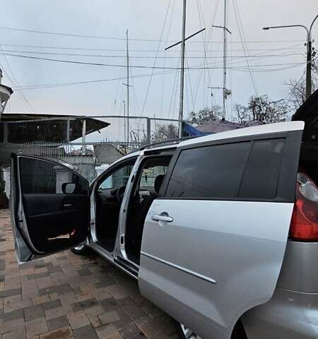 Серый Мазда 5, объемом двигателя 2 л и пробегом 335 тыс. км за 5200 $, фото 8 на Automoto.ua