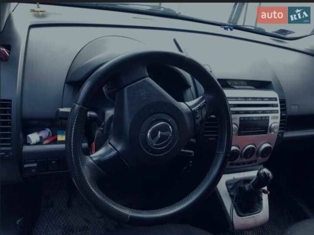 Серый Мазда 5, объемом двигателя 2 л и пробегом 280 тыс. км за 4150 $, фото 2 на Automoto.ua