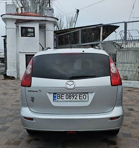 Серый Мазда 5, объемом двигателя 2 л и пробегом 335 тыс. км за 5200 $, фото 2 на Automoto.ua