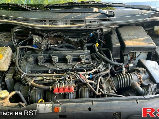 Сірий Мазда 5, об'ємом двигуна 2.3 л та пробігом 350 тис. км за 2300 $, фото 4 на Automoto.ua