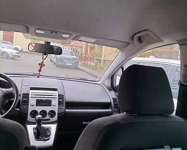 Сірий Мазда 5, об'ємом двигуна 2 л та пробігом 295 тис. км за 4000 $, фото 15 на Automoto.ua